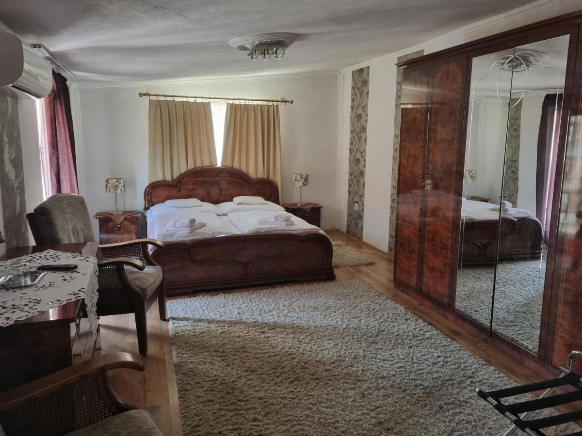 Bastya Wellness Hotel - Ньирбатор Экстерьер фото