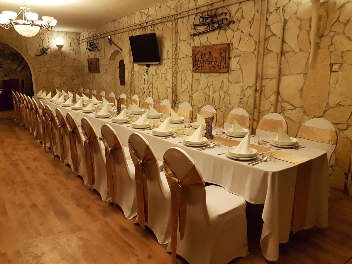 Bastya Wellness Hotel - Ньирбатор Экстерьер фото