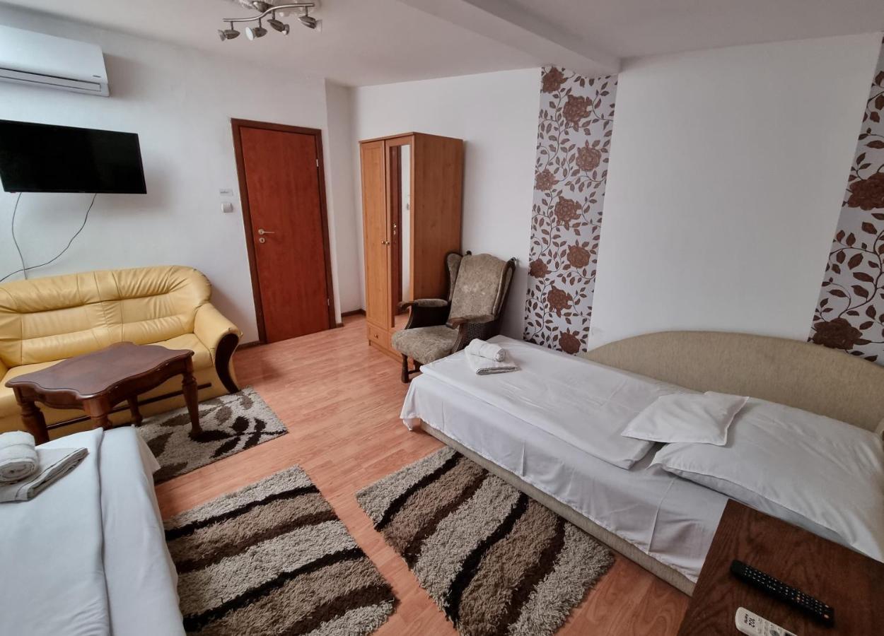 Bastya Wellness Hotel - Ньирбатор Экстерьер фото